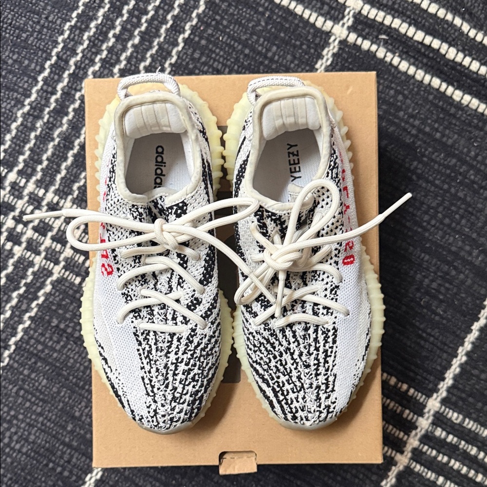 Adidas Yeezy Boost 350 V2 Black and White Sneakers - Picture 3 of 8